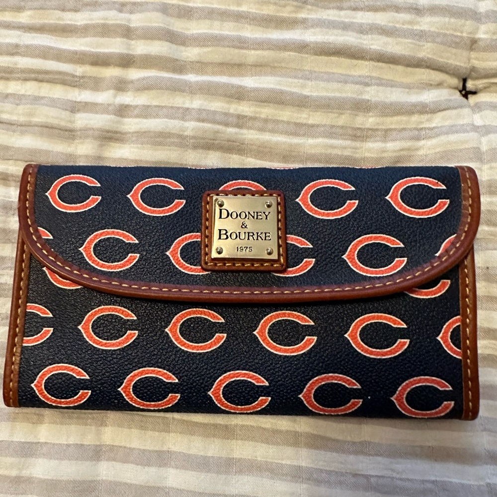 Dooney & Bourke Signature Continental Chicago Bears Clutch
